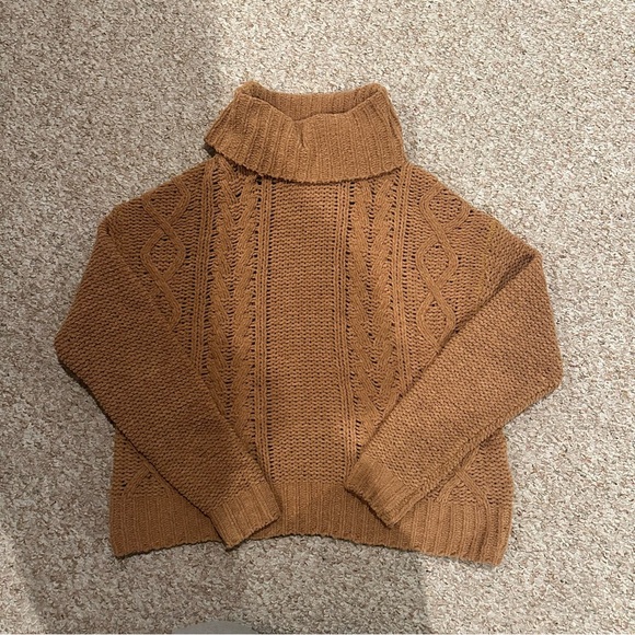 Billabong Turtleneck Sweater - Picture 1 of 3